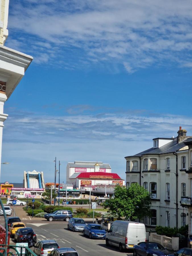SEA VIEW STAY 17 Princes Road Great Yarmouth Zewnętrze zdjęcie